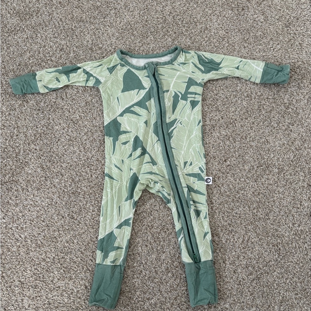 Little Surfer Dude Green Banana Leaf Patterned Sleeper